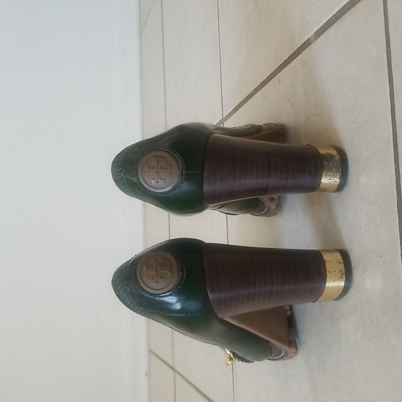 Heels - Picture 8 of 8